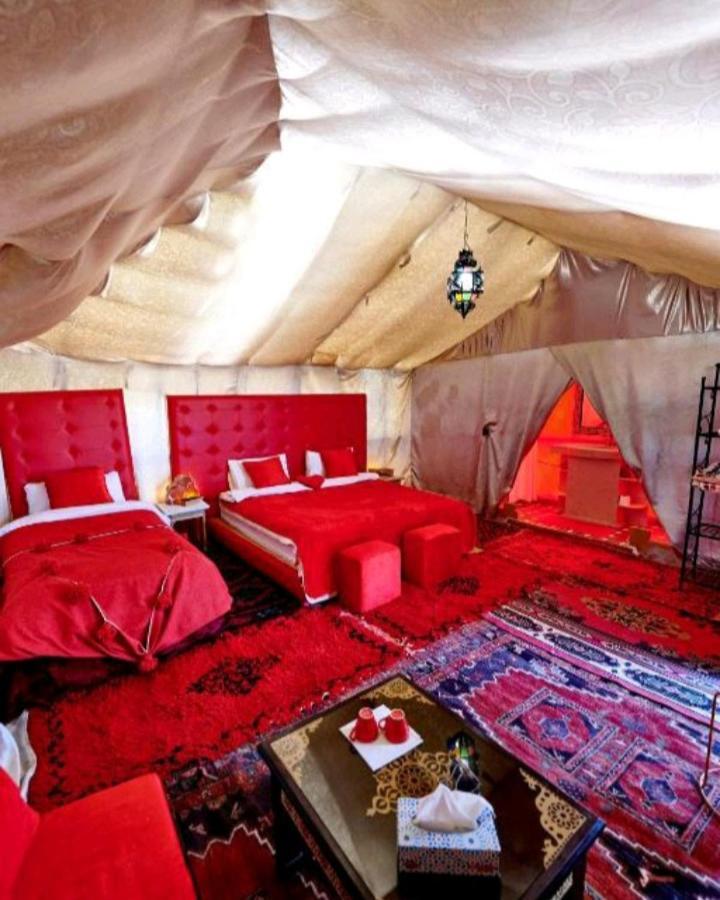 Authentic Desert Luxury Camp เมอร์ซูกา ภายนอก รูปภาพ